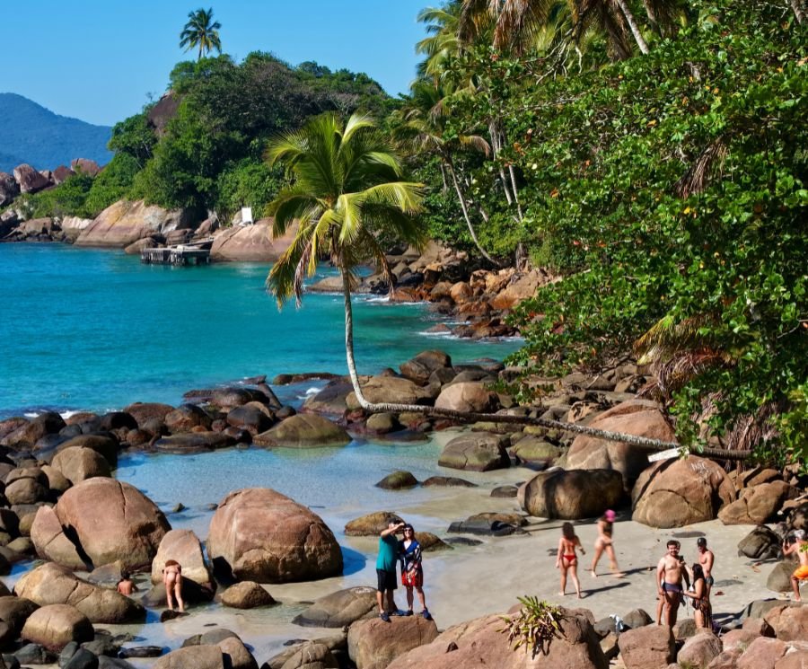 Passeio de Lancha Praia do Aventureiro na Ilha Grande Angra dos Reis Abraão Tour
