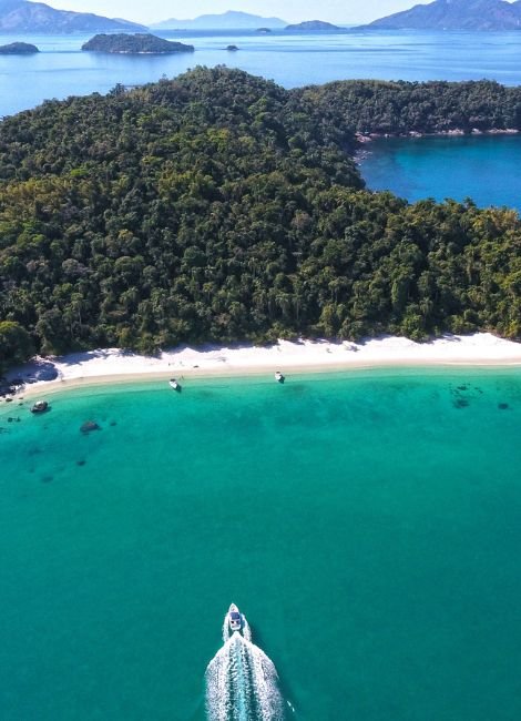 Praia do Dentista Passeio de Lancha na Ilha Grande Angra dos Reis Abraão Tour