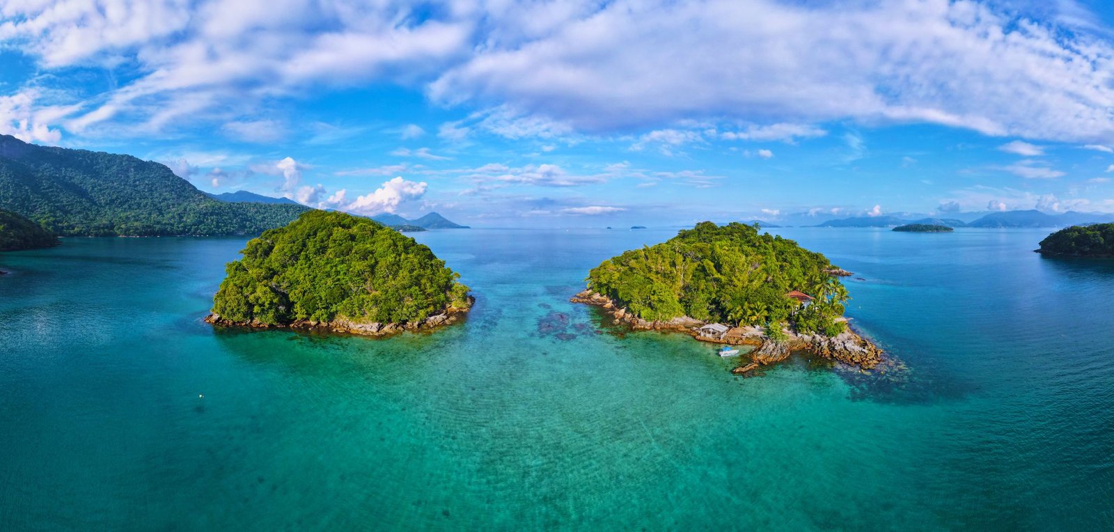 Lagoa Azul - Meia Volta – Ilha Grande Passeio de Lancha na Ilha Grande Angra dos Reis Abraão Tour