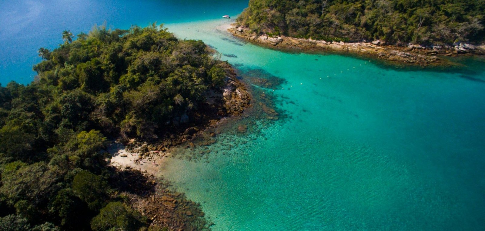 Lagoa Azul de Escuna - Passeio de Lancha na Ilha Grande Angra dos Reis Abraão Tour