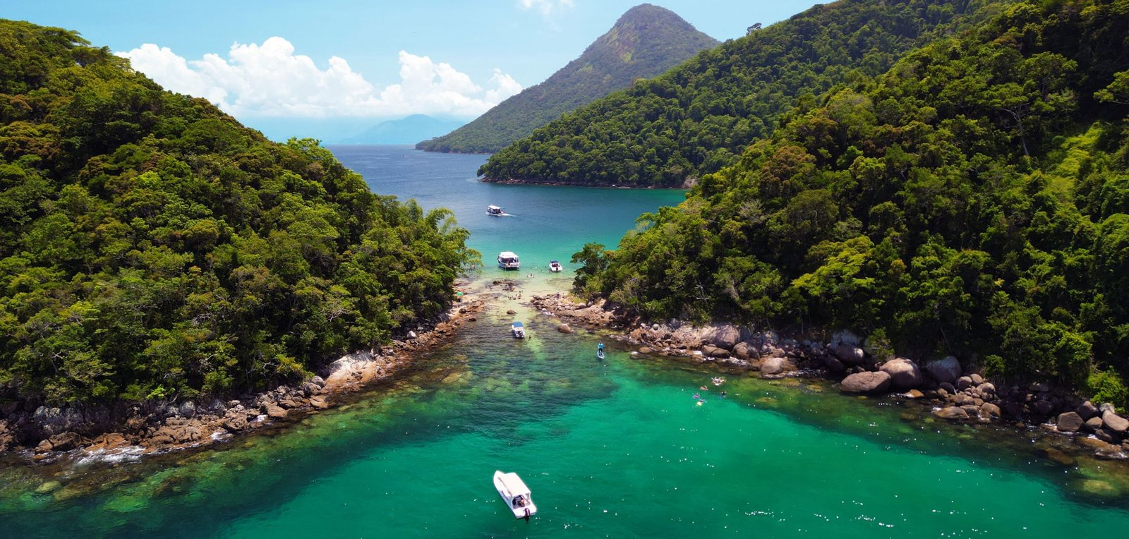 Lagoa Verde - Gruta do Acaiá - Passeio de Lancha na Ilha Grande Angra dos Reis Abraão Tour (3)