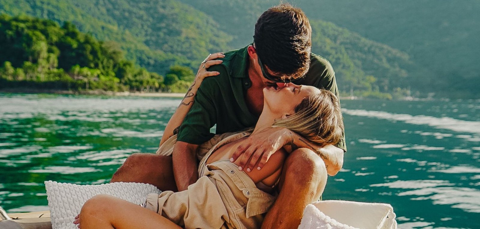 Passeio Romance em Alto Mar, Ilha Grande - Angra dos Reis Abraão Tour (12)