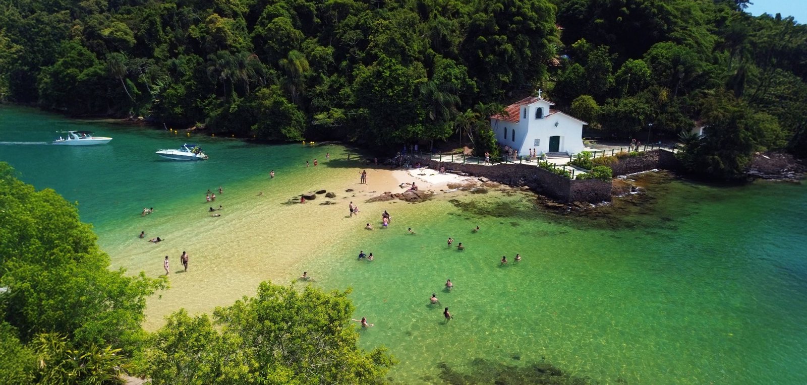 Praia da Piedade - Ilhas Paradisíacas - Passeio de Lancha na Ilha Grande Angra dos Reis Abraão Tour