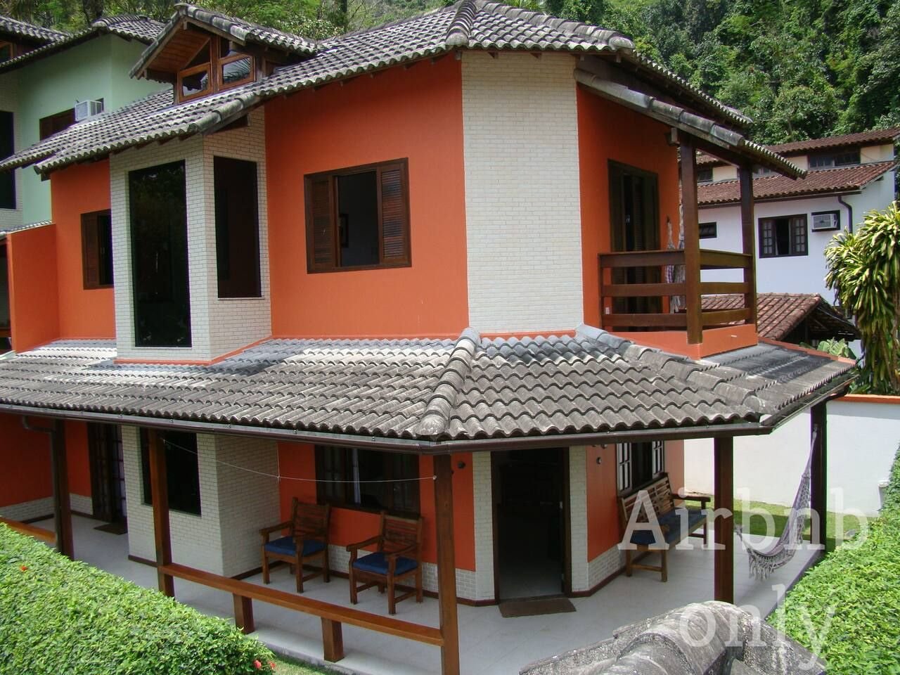 Casa Laranja – Praia do Canto