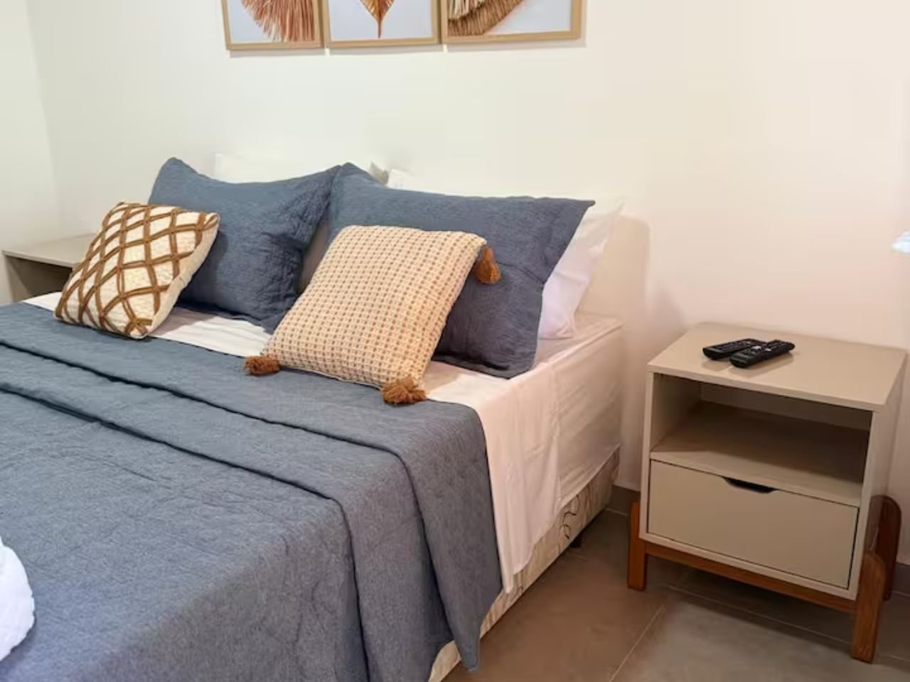 Suítes Aconchegantes com Opções de Cozinha