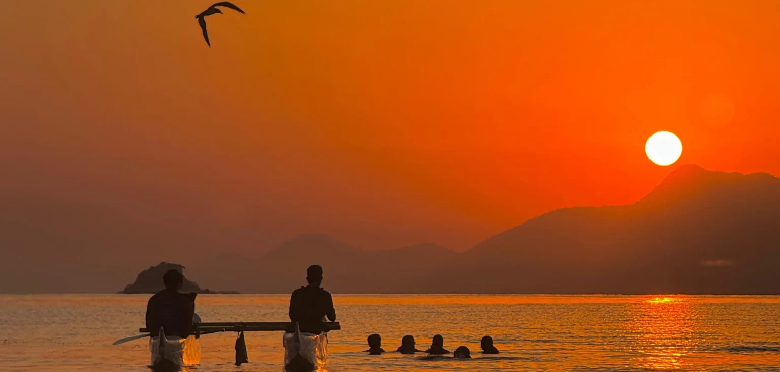 Canoa Polinésia em Ilha Grande _ Nascer do Sol, Pôr do Sol e Noturno – Abraão Tour (4)