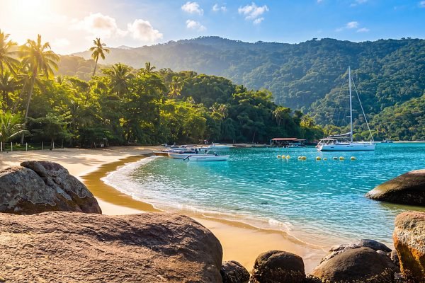 1-praia-do-pouso-ilha-grande-1920×1080
