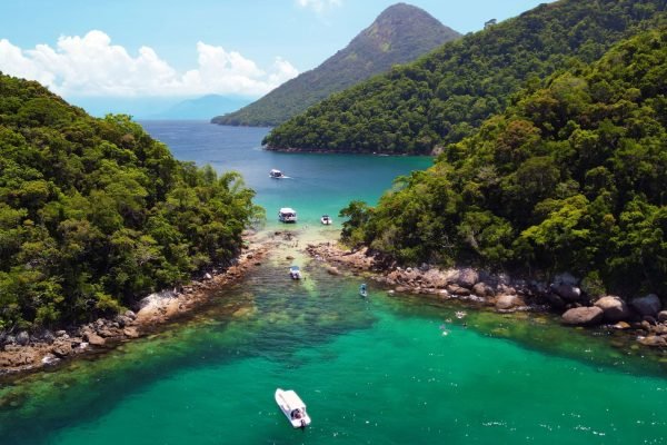 Lagoa Verde – Gruta do Acaiá – Passeio de Lancha na Ilha Grande Angra dos Reis Abraão Tour (3)