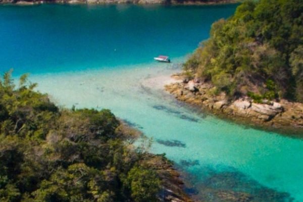 Passeio Bate e Volta Rio de Janeiro x Ilha Grande – Meia Volta na Ilha – Angra dos Reis Abraão Tour (3)