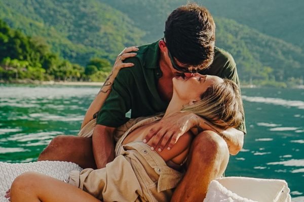 Passeio Romance em Alto Mar, Ilha Grande – Angra dos Reis Abraão Tour (12)