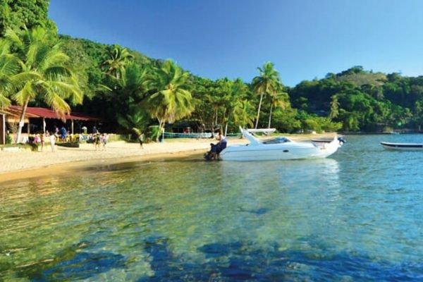 Passeio de Lancha Privativo com Churrasco a Bordo – Ilha Grande Angra dos Reis Abraão Tour (4)