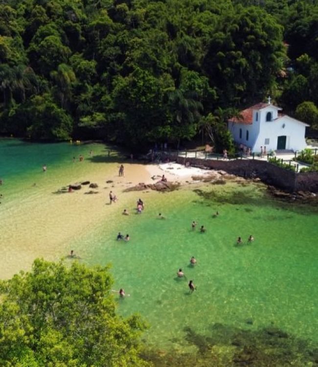 Praia da Piedade Passeio de Lancha na Ilha Grande Angra dos Reis Abraão Tour