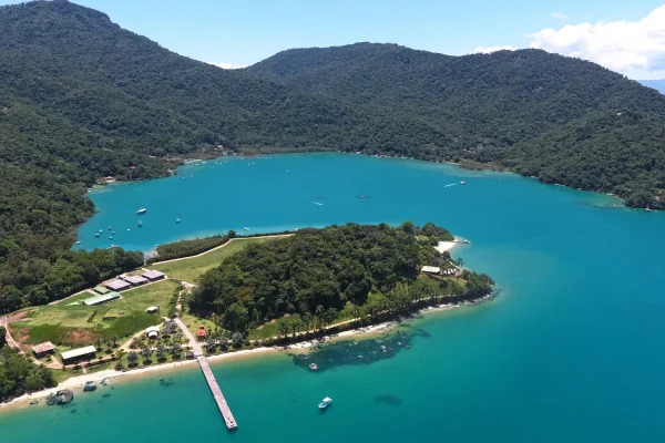 Trip Feiticeira em Ilha Grande – Lagoa Secreta, Saco do Céu e Praia da Feiticeira – Abraão Tour (3)
